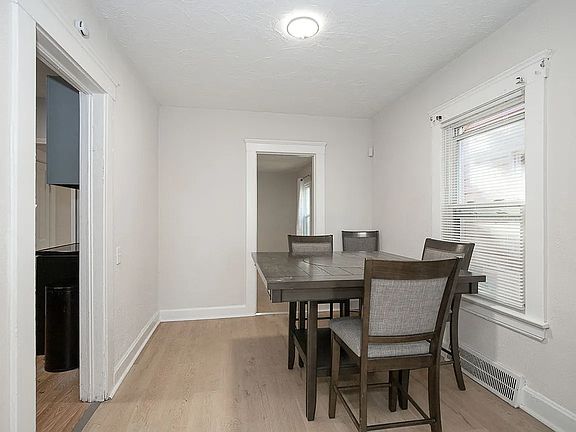 2nd image of 2049 W 106th St