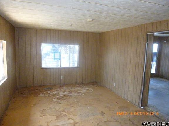 3rd image of 2413 Castle Rock Cir