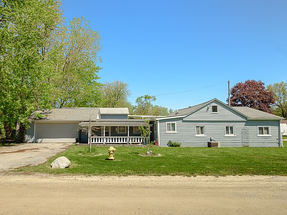 3rd image of 35316 Marcus Dr