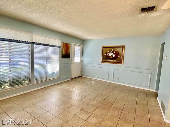 3rd image of 1348 Dorothy Ave Unit 1