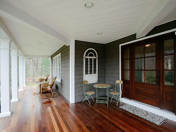 3rd image of 9 Barrister Ln