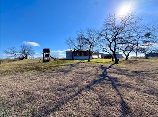 1210 Water Tower Rd, Axtell, TX 76624