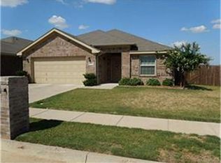 4201 Sapphire Ln, Granbury, TX 76049