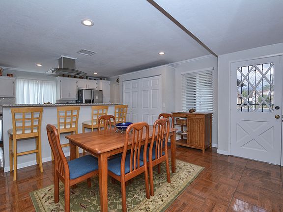 5th image of 1764 Lincoln Ave