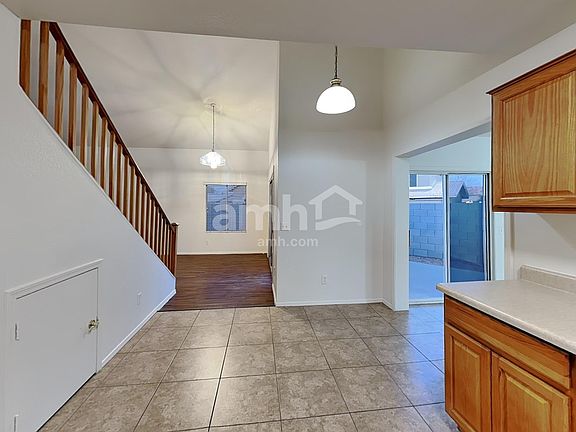 4th image of 1307 E Liberty Shores Dr