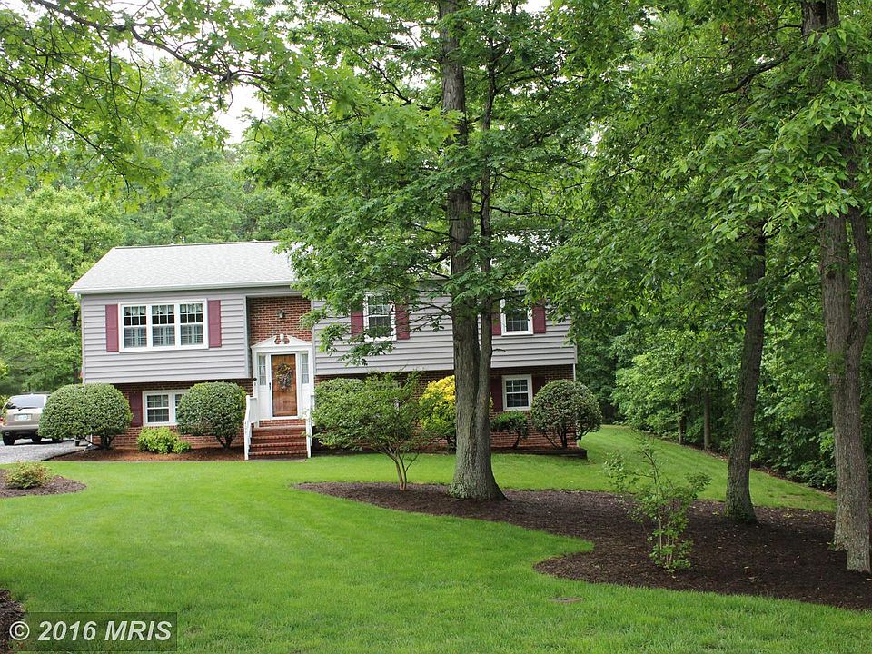 1st image of 409 Fern Ct