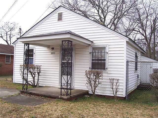 2nd image of 5001 Hodge St