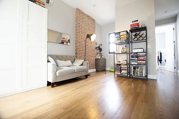 Rented by Brick&Mortar | media 1