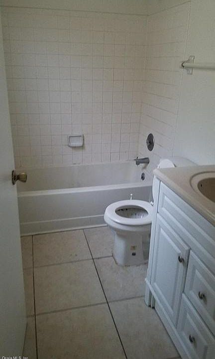 2nd image of 23 Pine Trace Pl