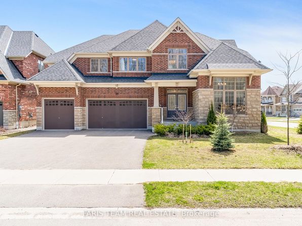19 McIsaac Dr, Springwater, ON L9X 2A2