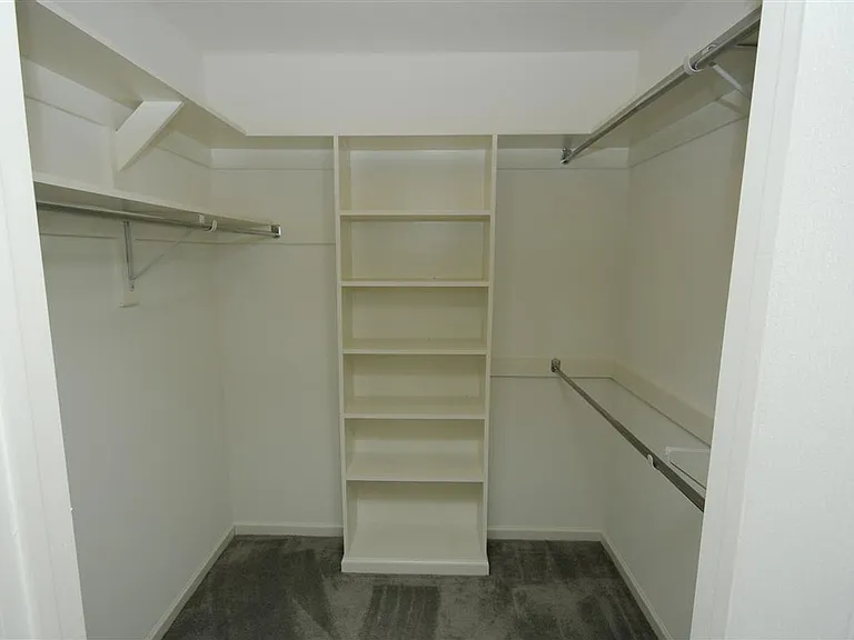 1101 Tenbury Pl — Photo 27