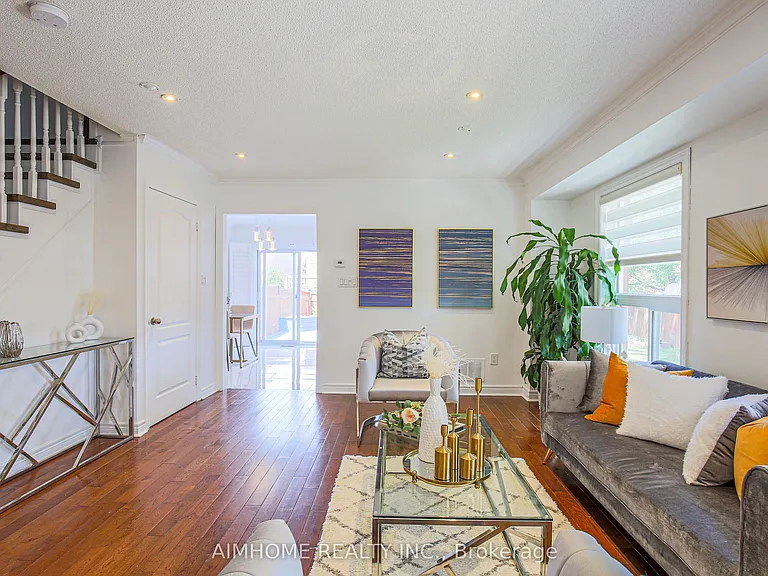 6401 Saratoga Way — Photo 7