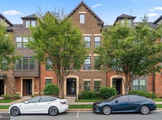 43451 Charitable St, Ashburn, VA 20148
