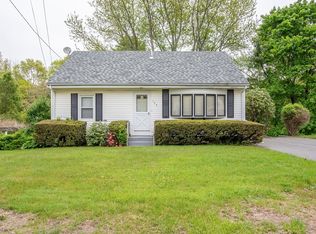 125 Davis Rd, Westport, MA 02790