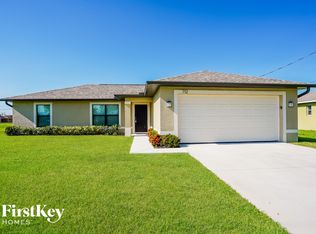 712 NE Van Loon Lane Cpe, Cape Coral, FL 33909