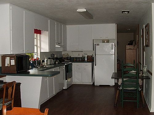3rd image of 4516 NW 32nd Ave