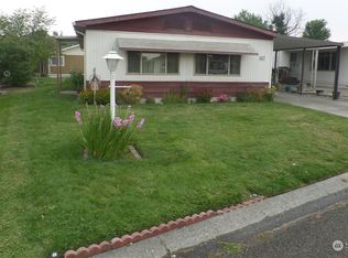 1021 SE Scenic View Dr, College Place, WA 99324