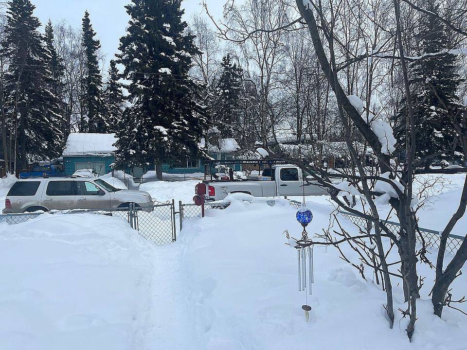 Street parking 