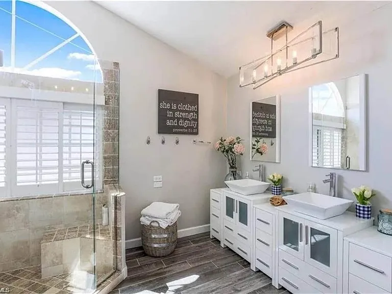 437 Trade Winds Ave — Photo 23