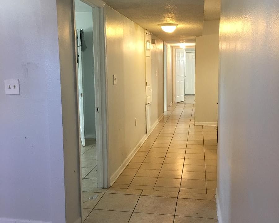 1st image of 2100 Pauger St