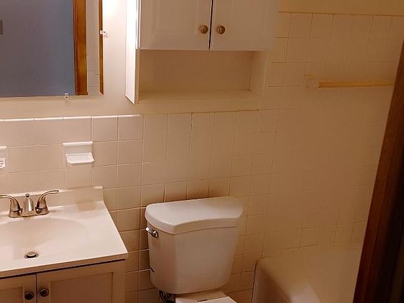 4th image of 4190 Rocky River Dr APT 3