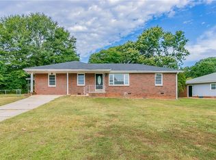 5176 Jones Cir, Atlanta, GA 30349