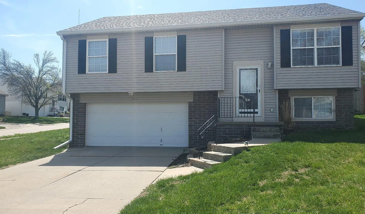 7853 Newport Ave — Photo 1