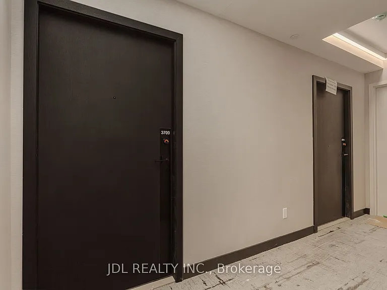 609 Sherbourne St #3709 — Photo 6