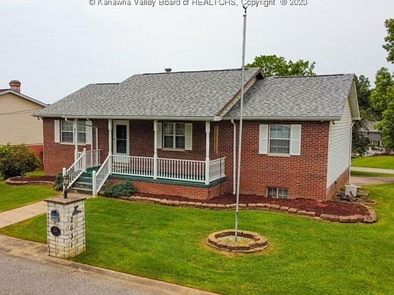 2nd image of 250 Raceview Dr