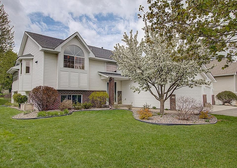 1st image of 3284 White Oaks Ln