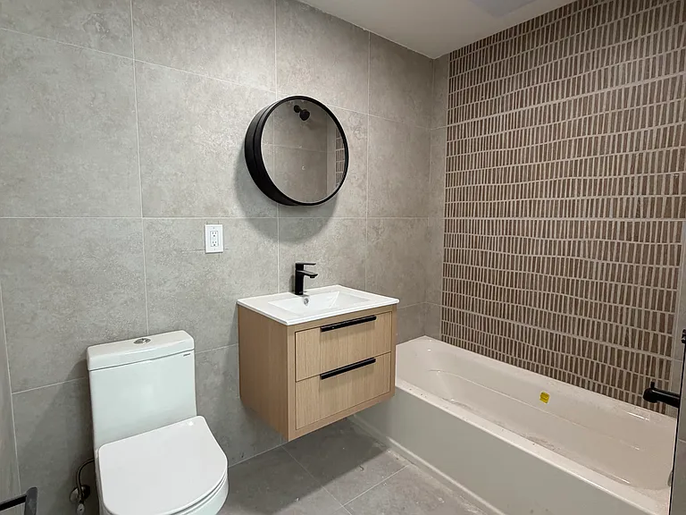 122 Downing St #2L — Photo 7