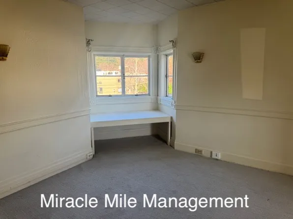 library, 19 Library Pl, San Anselmo, CA 94960