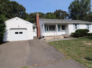 63 Sandra Ln, Plantsville, CT 06479