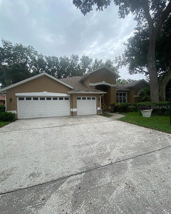 1st image of 2243 Eagle Bluff Dr