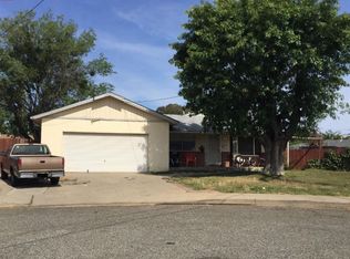 1911 Glenmore Dr, Olivehurst, CA 95961