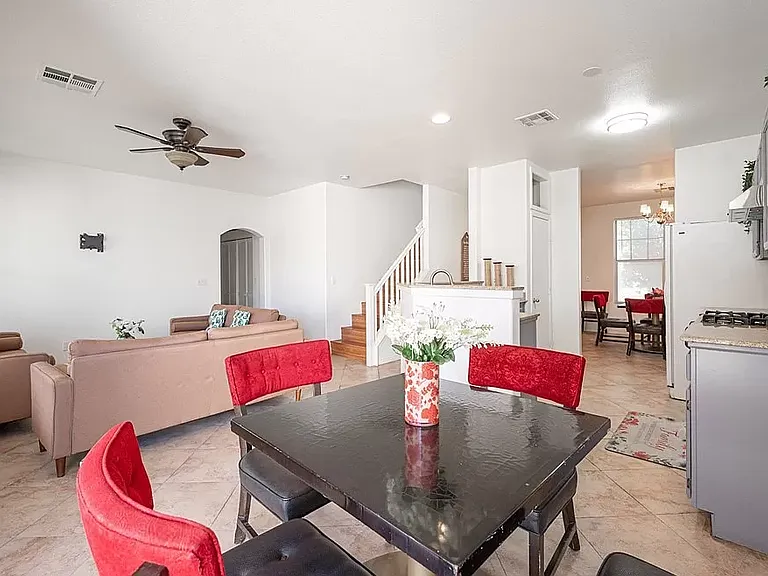 2700 Sun Cactus Ct — Photo 6