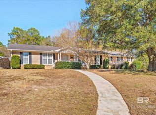 400 Alpine St, Chickasaw, AL 36611
