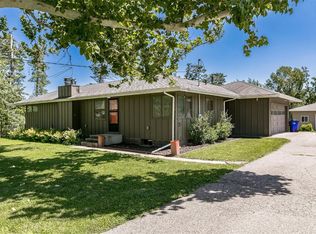 2609 1st Ave SW, Cedar Rapids, IA 52405