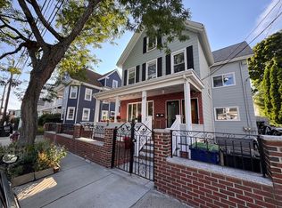 17 Farragut Ave #2, Somerville, MA 02144