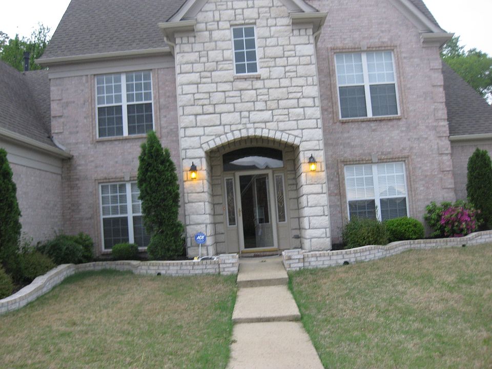 1st image of 8149 Laurel Bend Dr