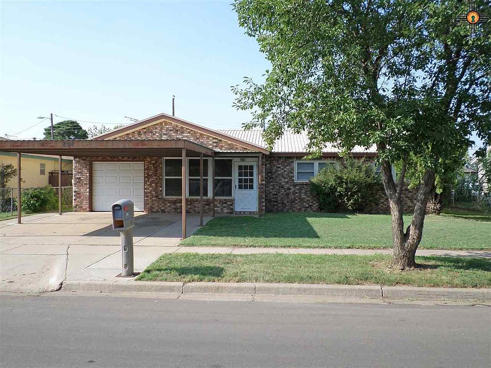 1st image of 216 Circle Dr
