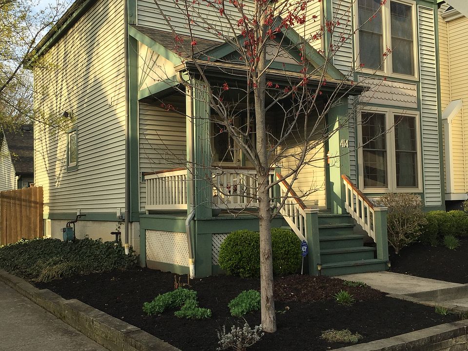 1st image of 414 W 4th Ave