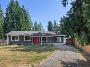 5438 S Island Dr E, Bonney Lake, WA 98391