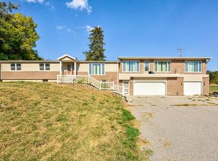 21518 Applewood Rd, Council Bluffs, IA 51503