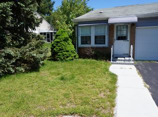 3 Juniper Ln #A, Whiting, NJ 08759