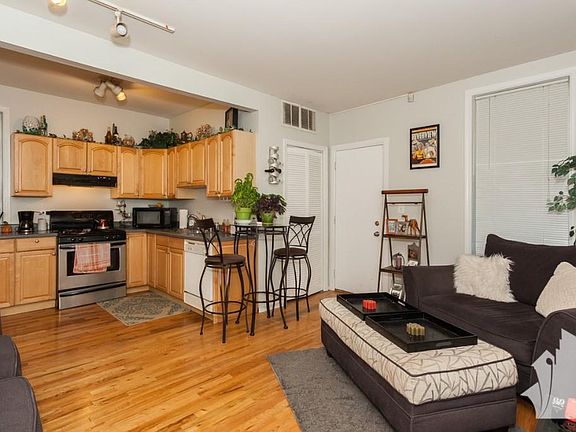 5th image of 2512 N Campbell Ave