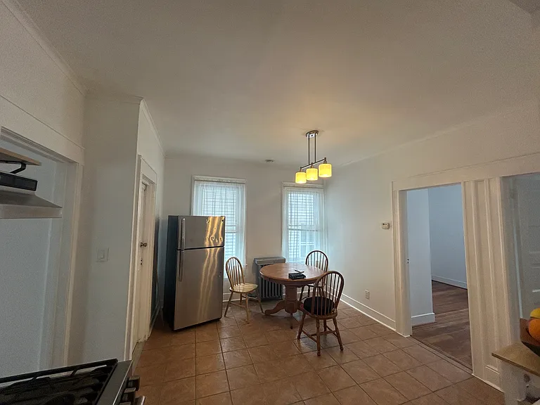 61 Locust Ave #2 — Photo 2