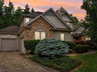 39710 Alsace Ct, Solon, OH 44139