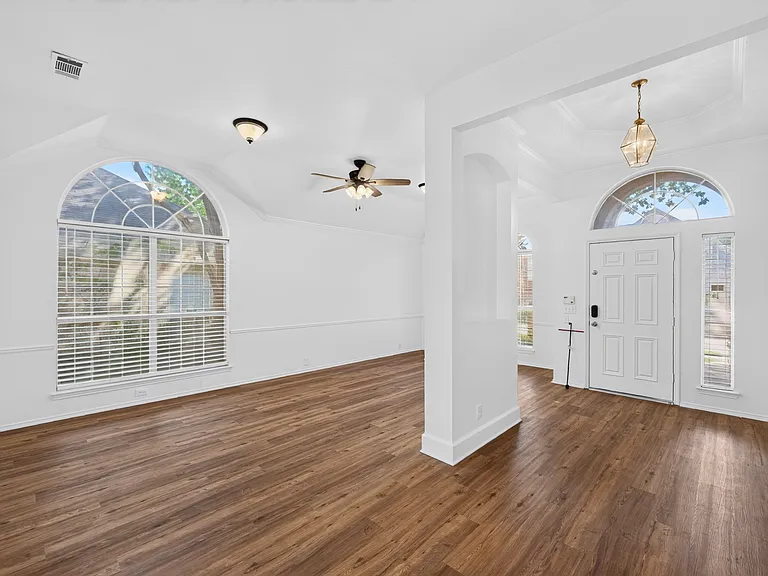 7008 Jasper Dr — Photo 16