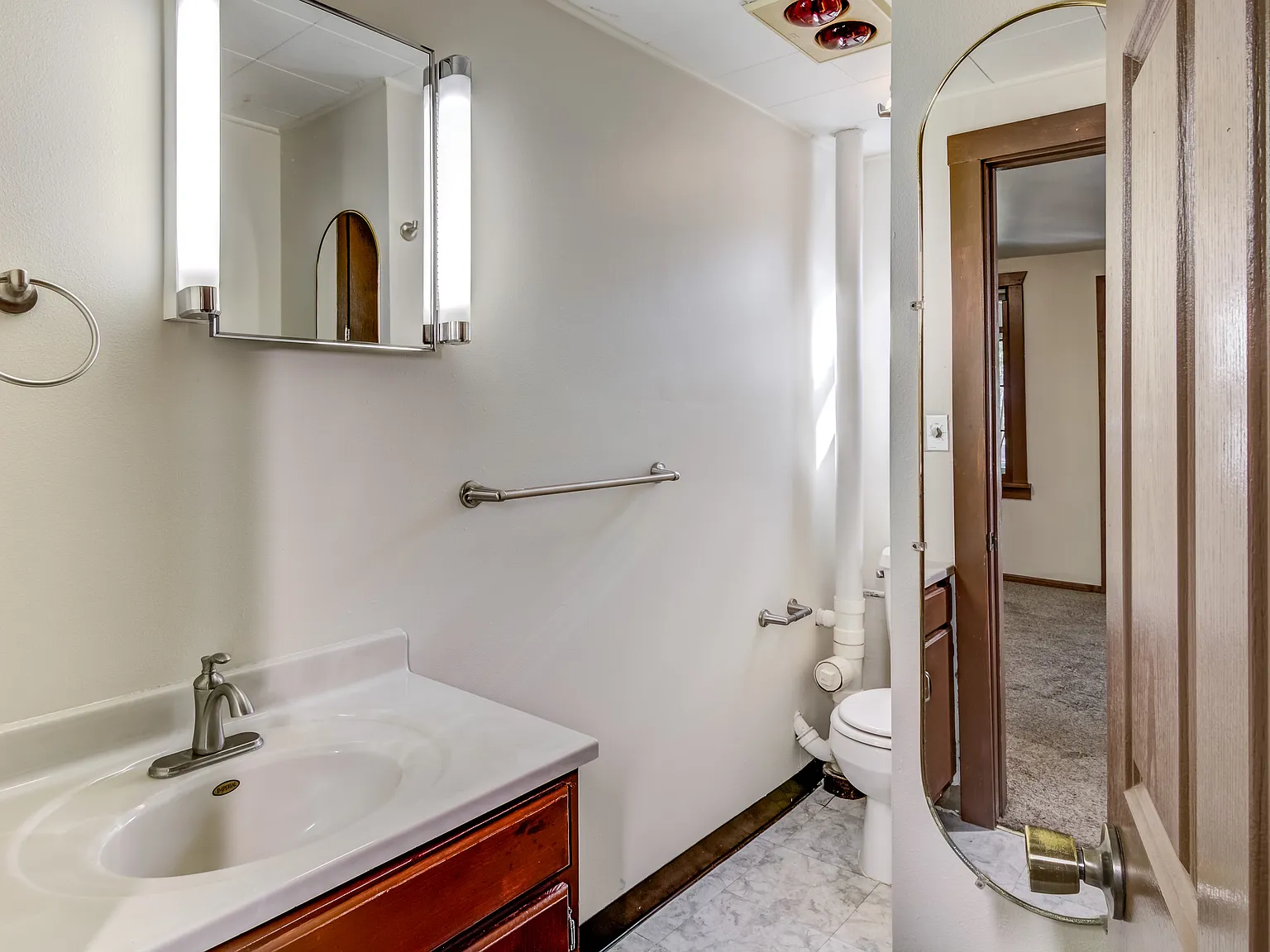 2 bed, 960 sqft, $1,250 — Photo 3